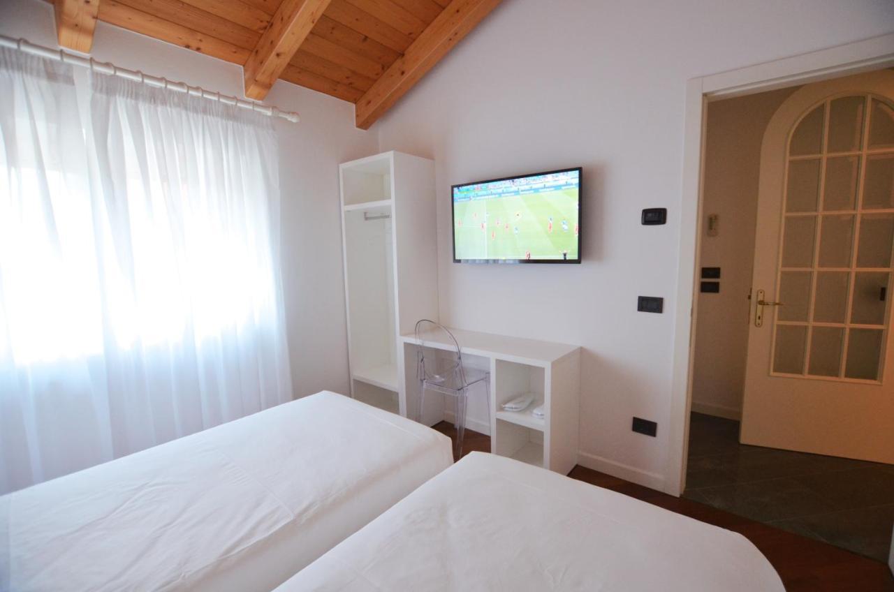 Attic Suite Palme Riva del Garda Eksteriør bilde