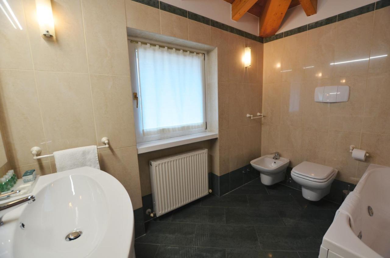 Attic Suite Palme Riva del Garda Eksteriør bilde